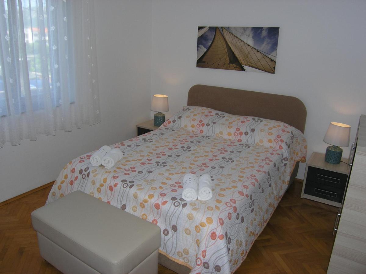 Apartments Jadranka With Magnificent Views Of The Sea - Baska Exteriör bild